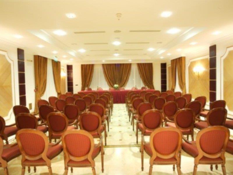 Hotel Ashley Lamezia Terme Exterior foto
